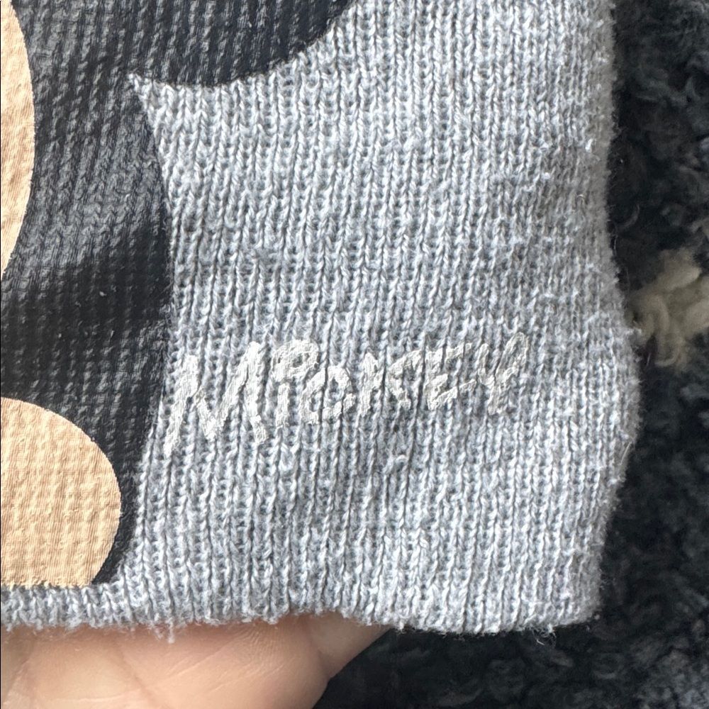 Kids Mickey Beanie - Picture 3 of 7